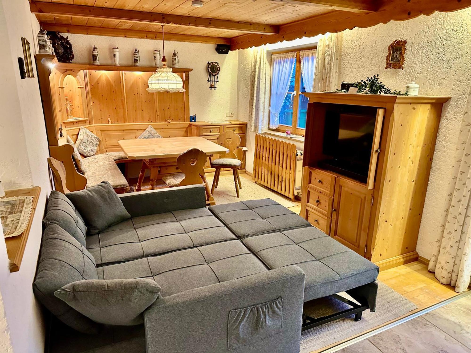 Suite Sinja Erlebnisferienwohnung Hausham Dış mekan fotoğraf
