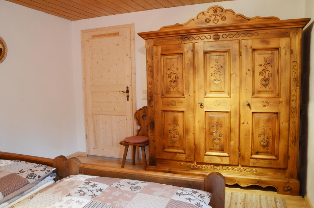Suite Sinja Erlebnisferienwohnung Hausham Oda fotoğraf