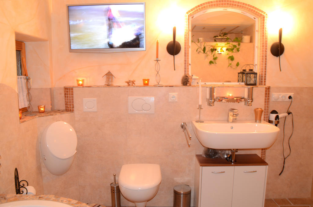 Suite Sinja Erlebnisferienwohnung Hausham Oda fotoğraf